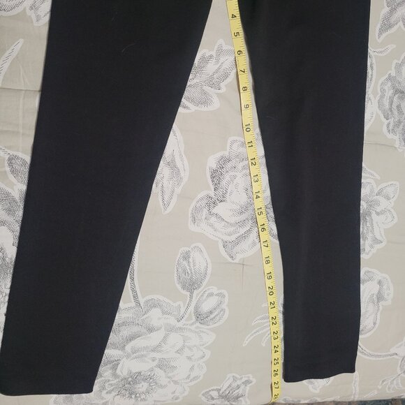 Larry Levine Black Pull On Stretch Straight Leg Pant Size Small EUC - Picture 3 of 7